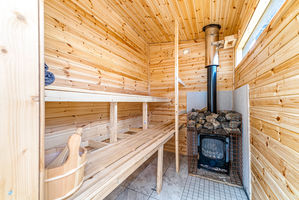 Photo 29- click for photo gallery